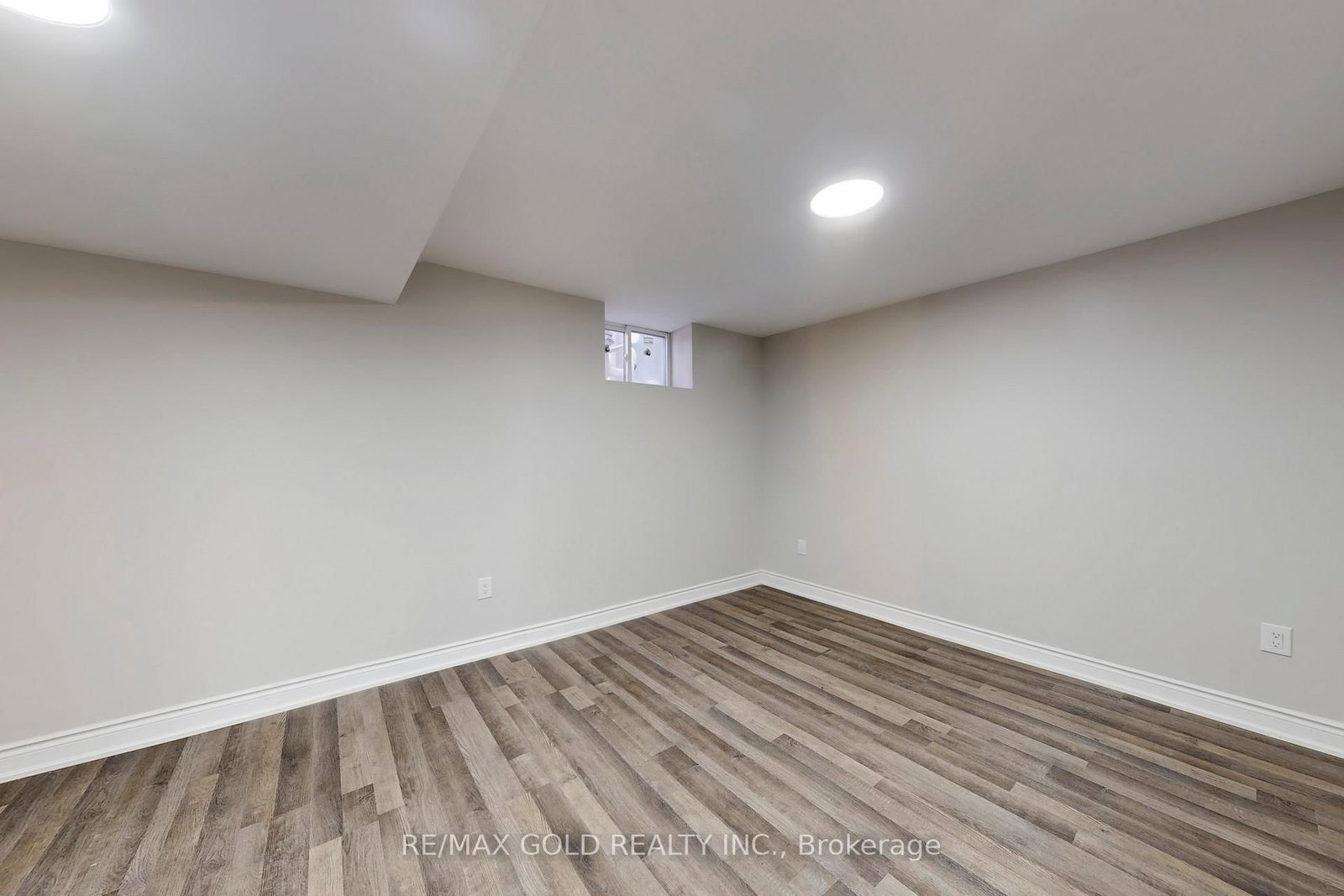 189 Kingsview Boulevard • Toronto, ON photo 49