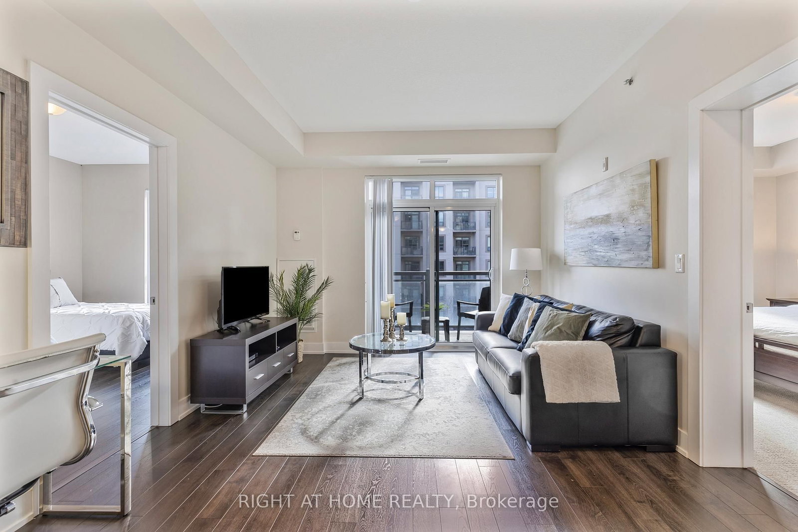 2486 Old Bronte Road • #423 • Oakville, ON photo 6