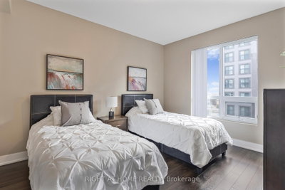 2486 Old Bronte Oakville,ON L6M 4J2 — Photo 10