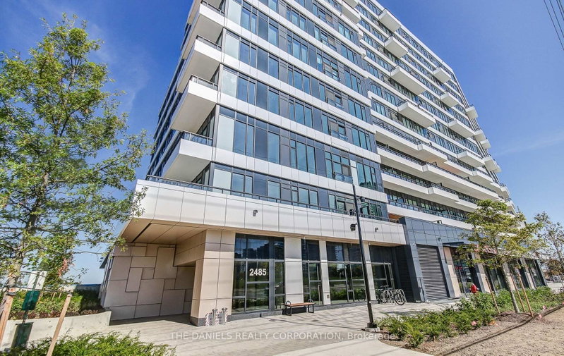 607 - 2485 Eglinton Avenue W
