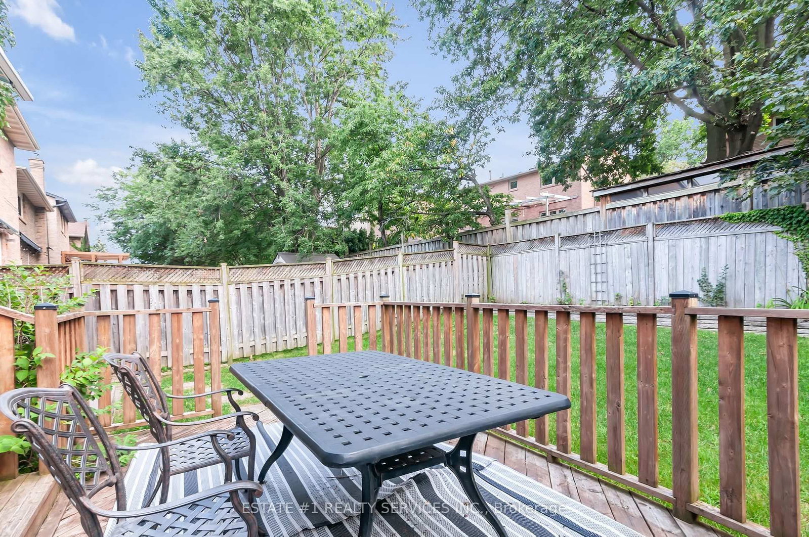 4212 Powderhorn Crescent • Mississauga, ON photo 4