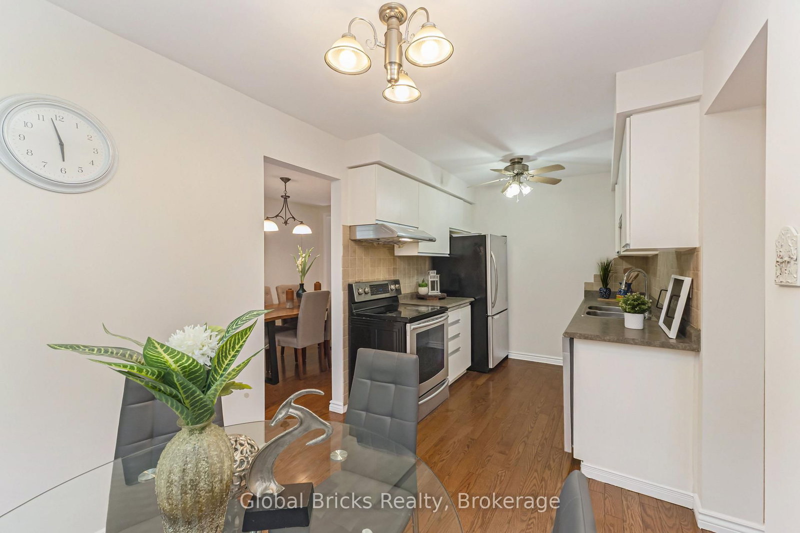 6190 Saltmarsh Court • Mississauga, ON photo 13