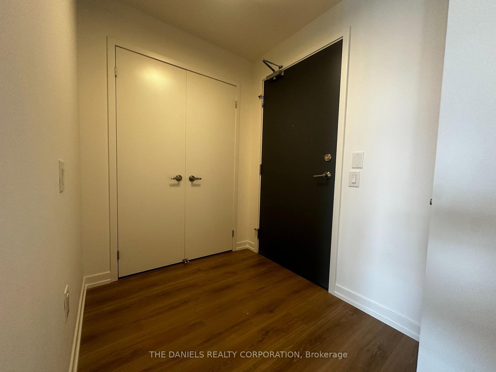 2485 Eglinton Mississauga,ON L5M 0Y4 — Photo 11