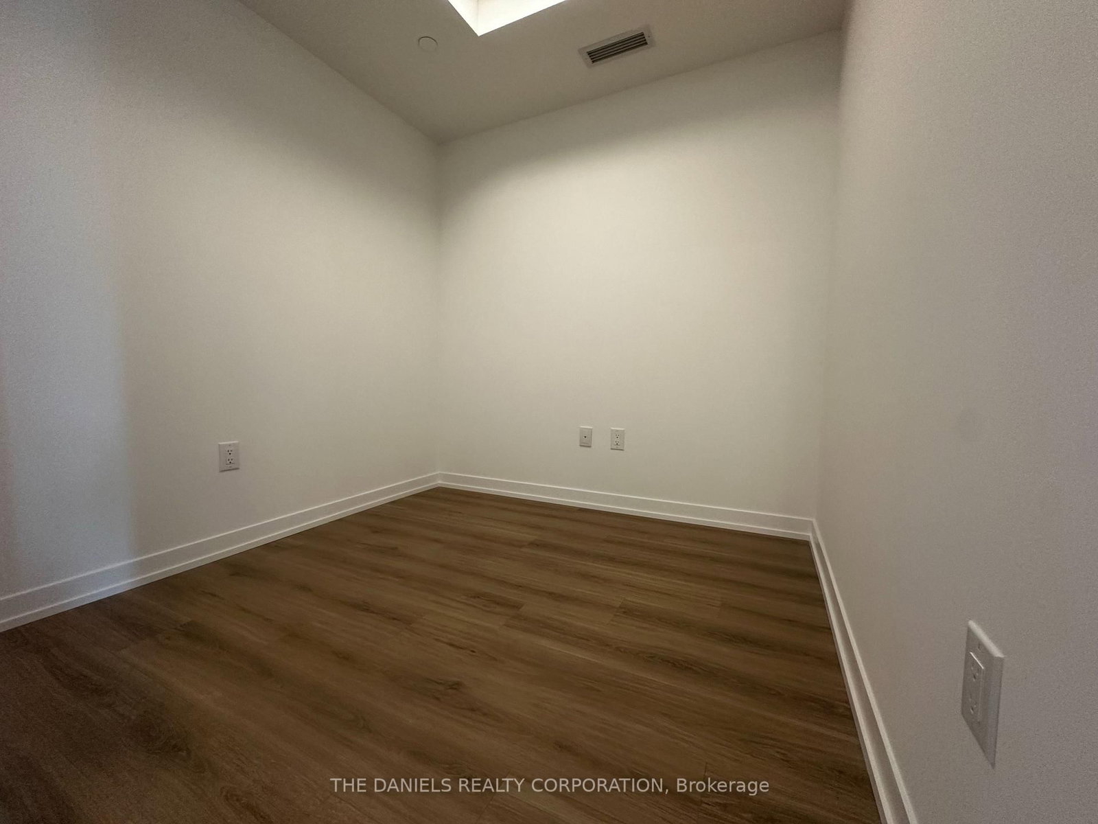 2485 Eglinton Mississauga,ON L5M 0Y4 — Photo 13