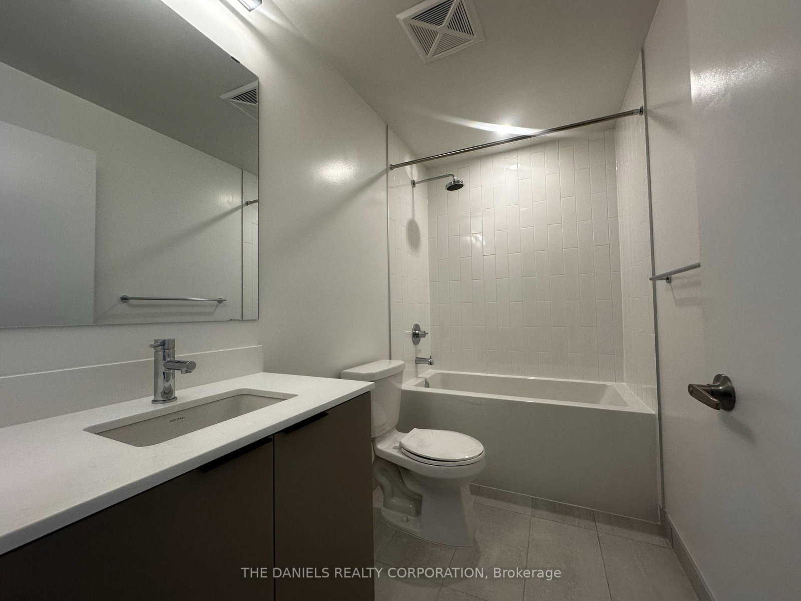 2485 Eglinton Mississauga,ON L5M 0Y4 — Photo 14
