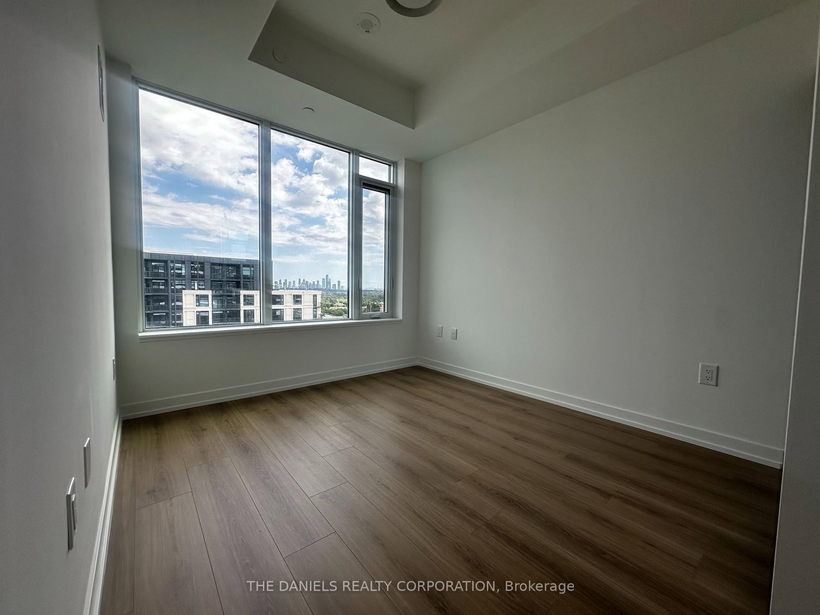 2485 Eglinton Mississauga,ON L5M 0Y4 — Photo 16