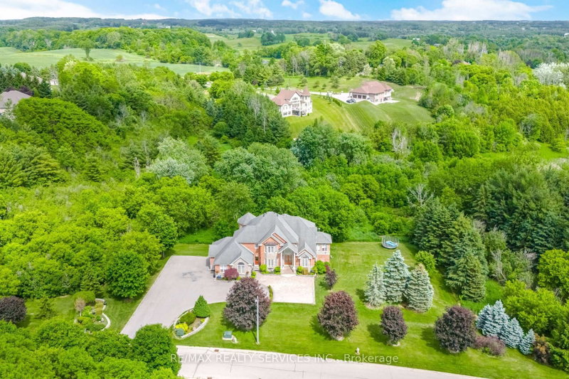 3 Valley Hill Drive