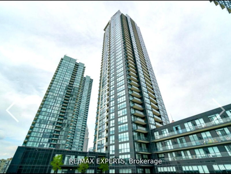 1002 - 510 Curran Place