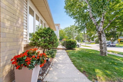 3245 Lansdown Drive, Burlington, ON, photo 4