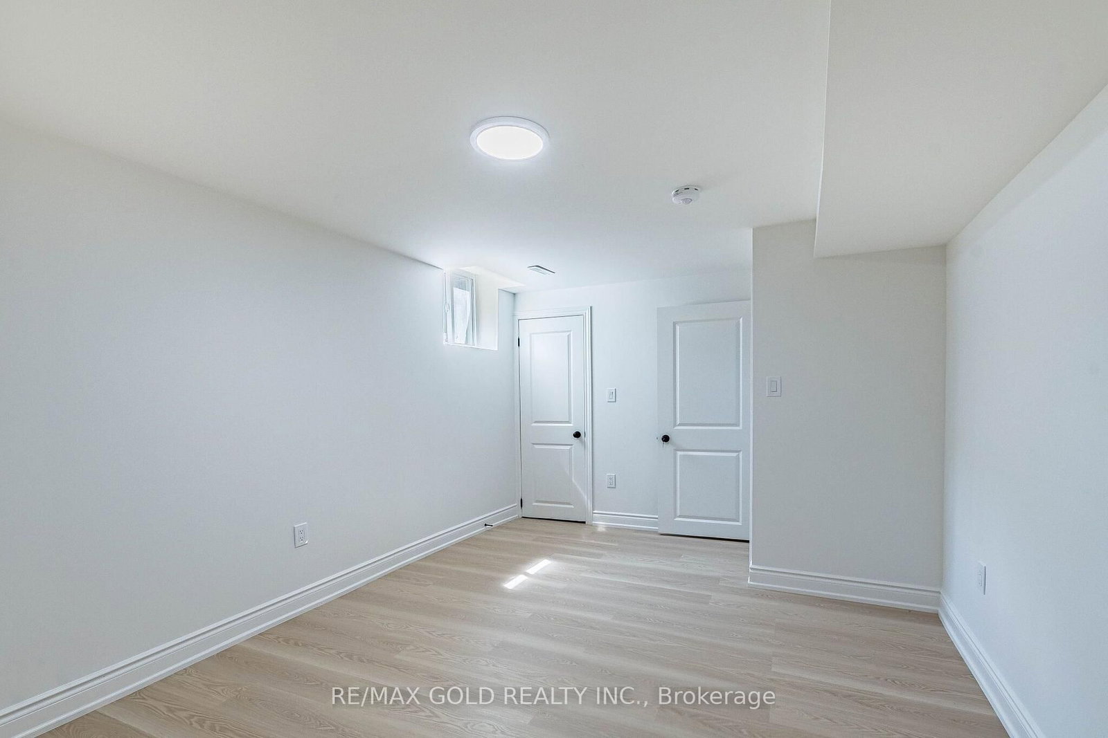 124 Banting Crescent • Brampton, ON photo 36