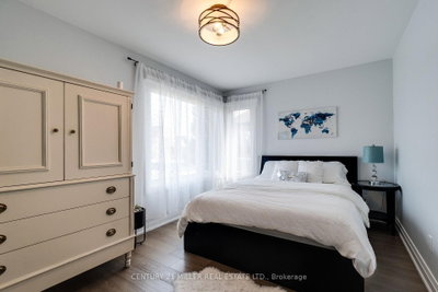 248 Kingsleigh Milton,ON L9T 1X7 — Photo 11