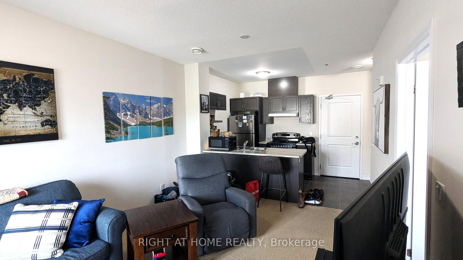 210 - 1360 Costigan Road, Milton 2