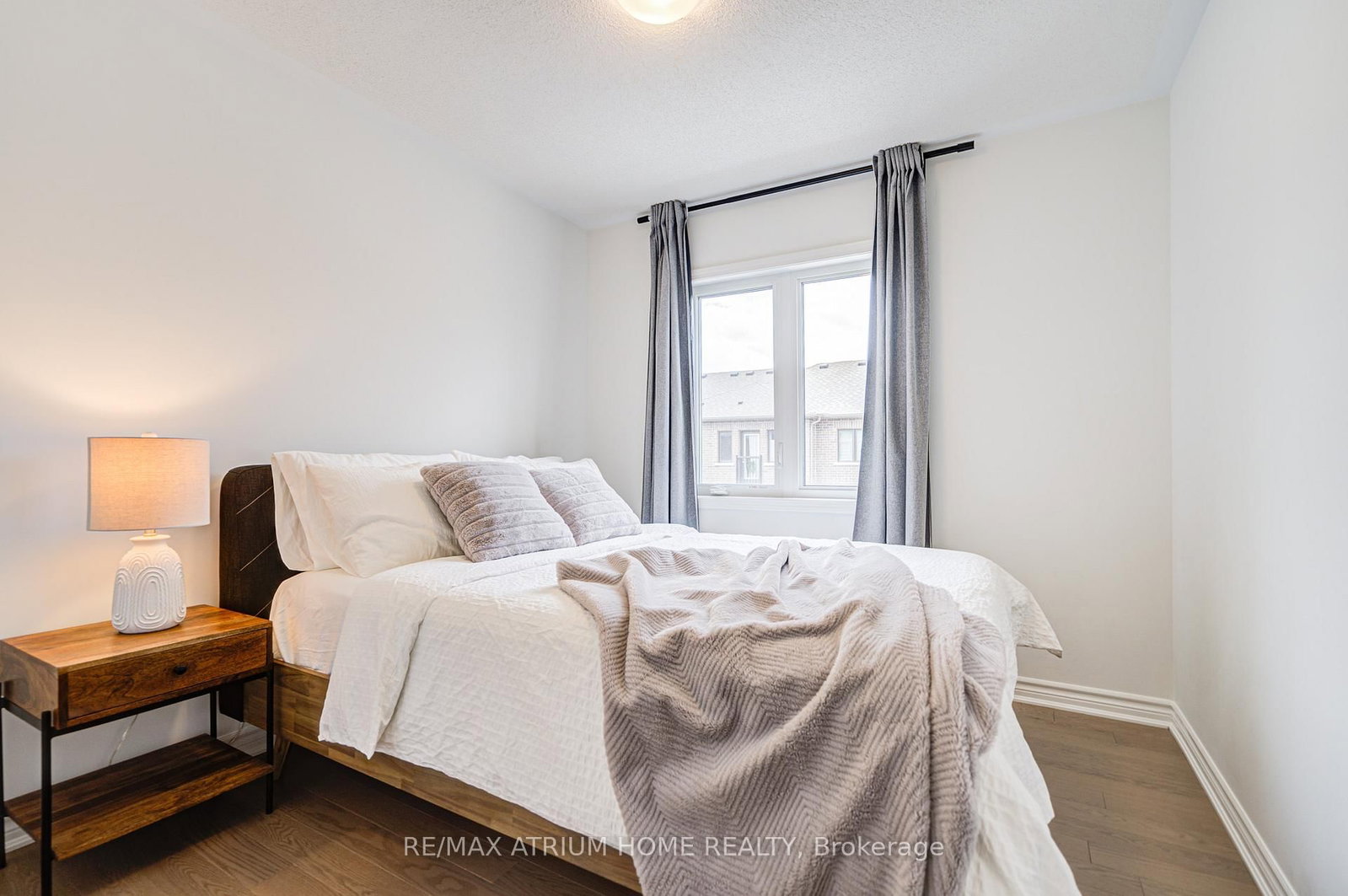 1377 William Halton Oakville,ON L6M 5N9 — Photo 35