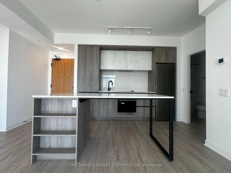 2508 - 2495 Eglinton Avenue W