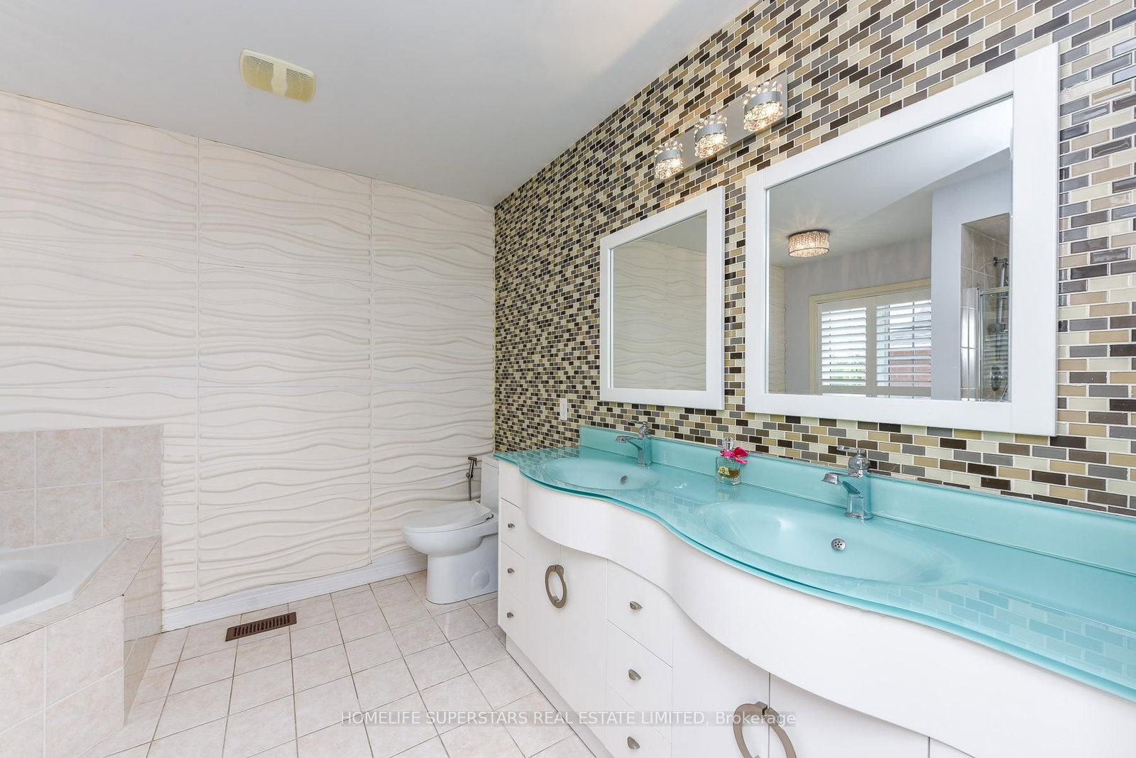 36 Lucky Lane • Brampton, ON photo 23