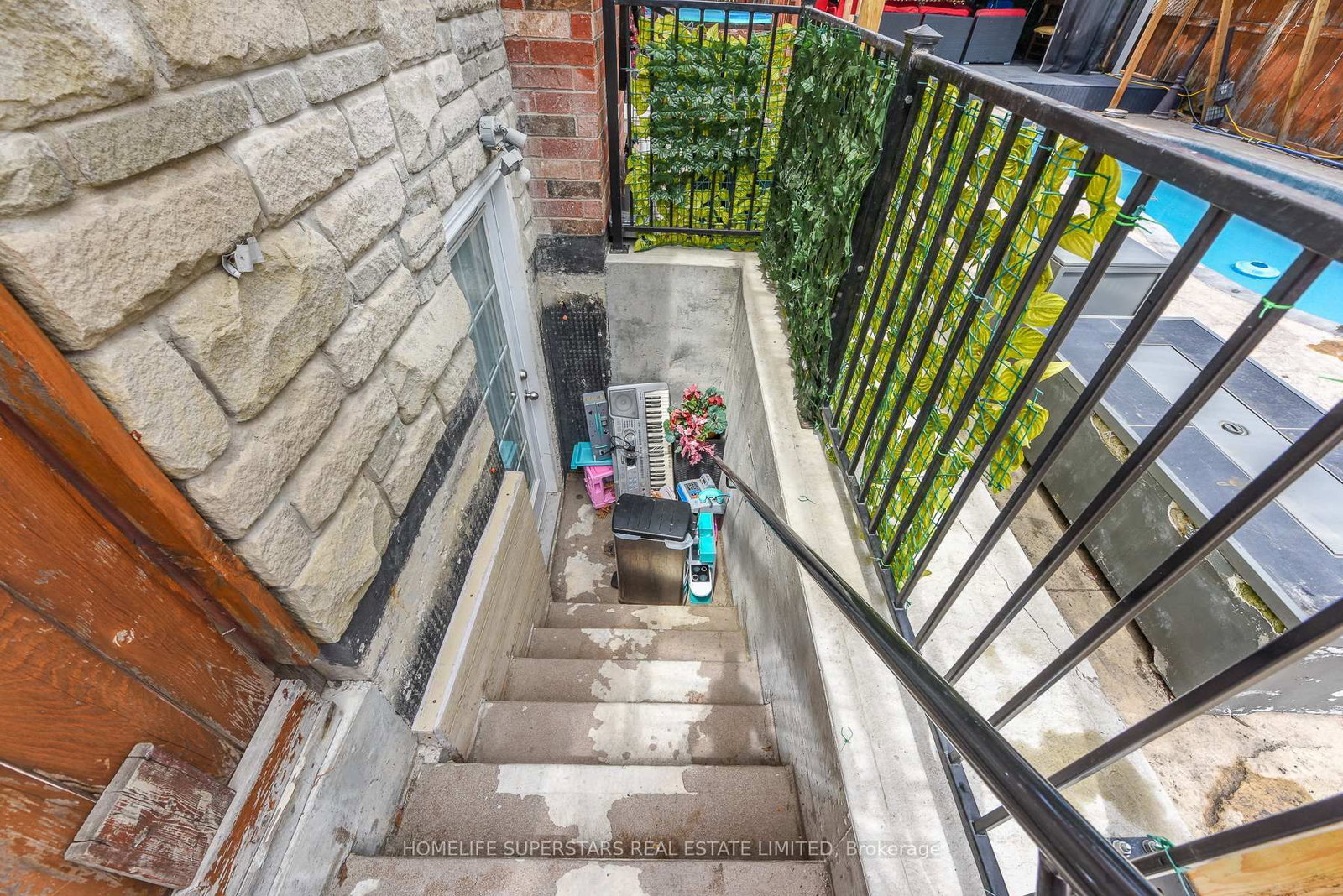 36 Lucky Lane • Brampton, ON photo 37