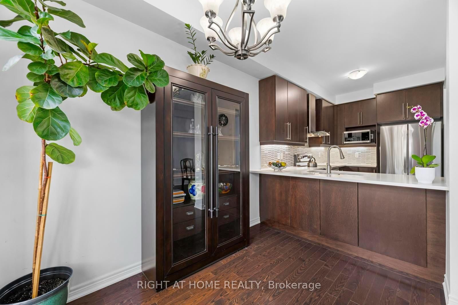 41 Coastline Drive • Brampton, ON photo 16