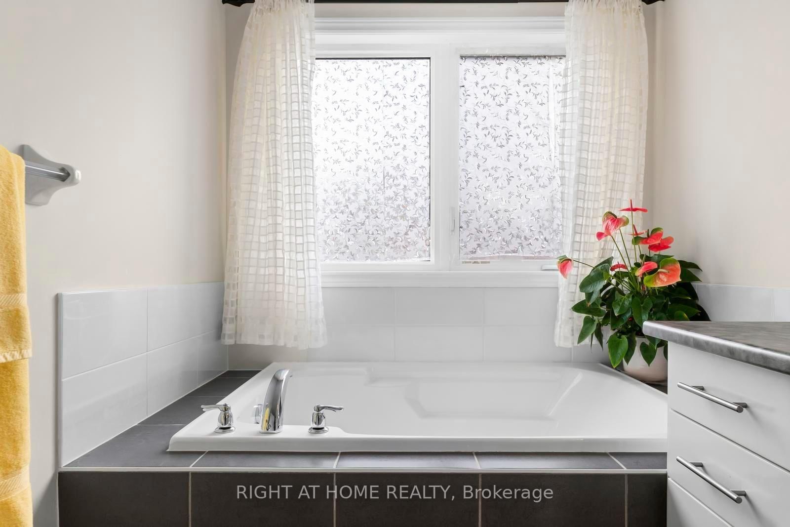41 Coastline Drive • Brampton, ON photo 23
