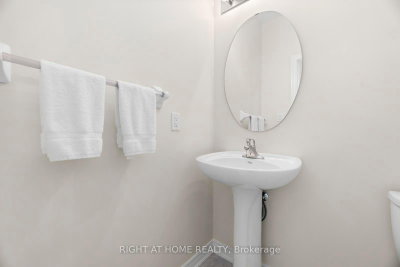 41 Coastline Drive • Brampton, ON photo 7