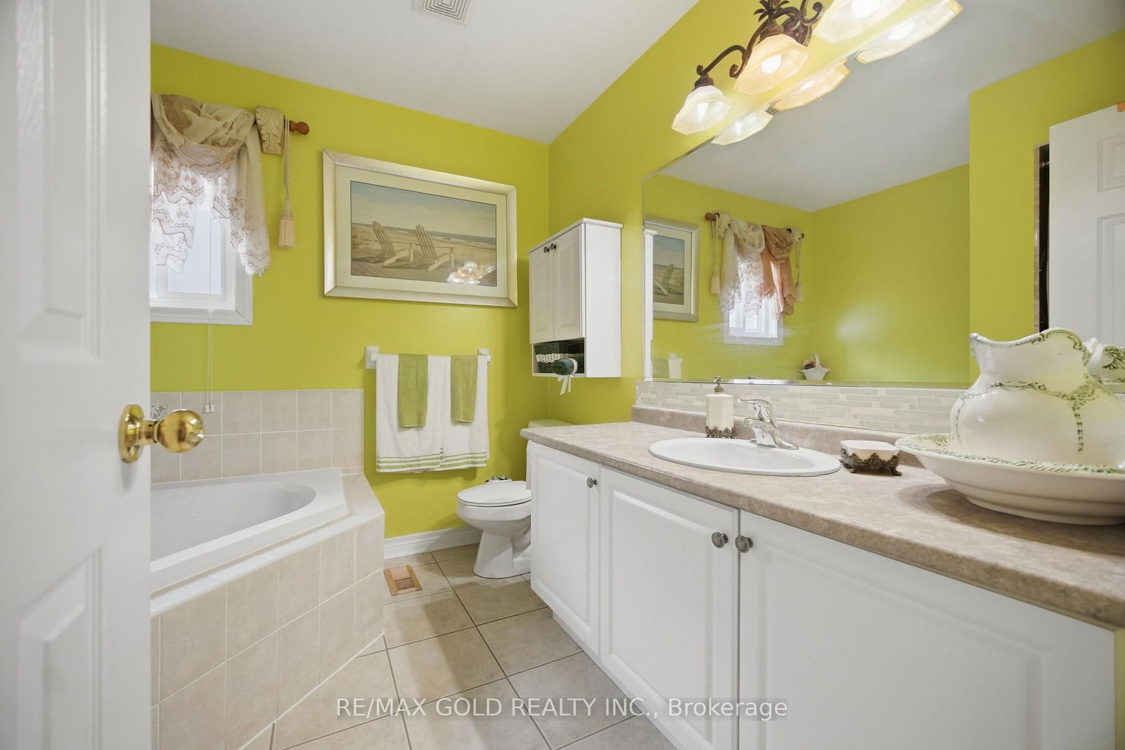 15 Denim Drive • Brampton, ON photo 28