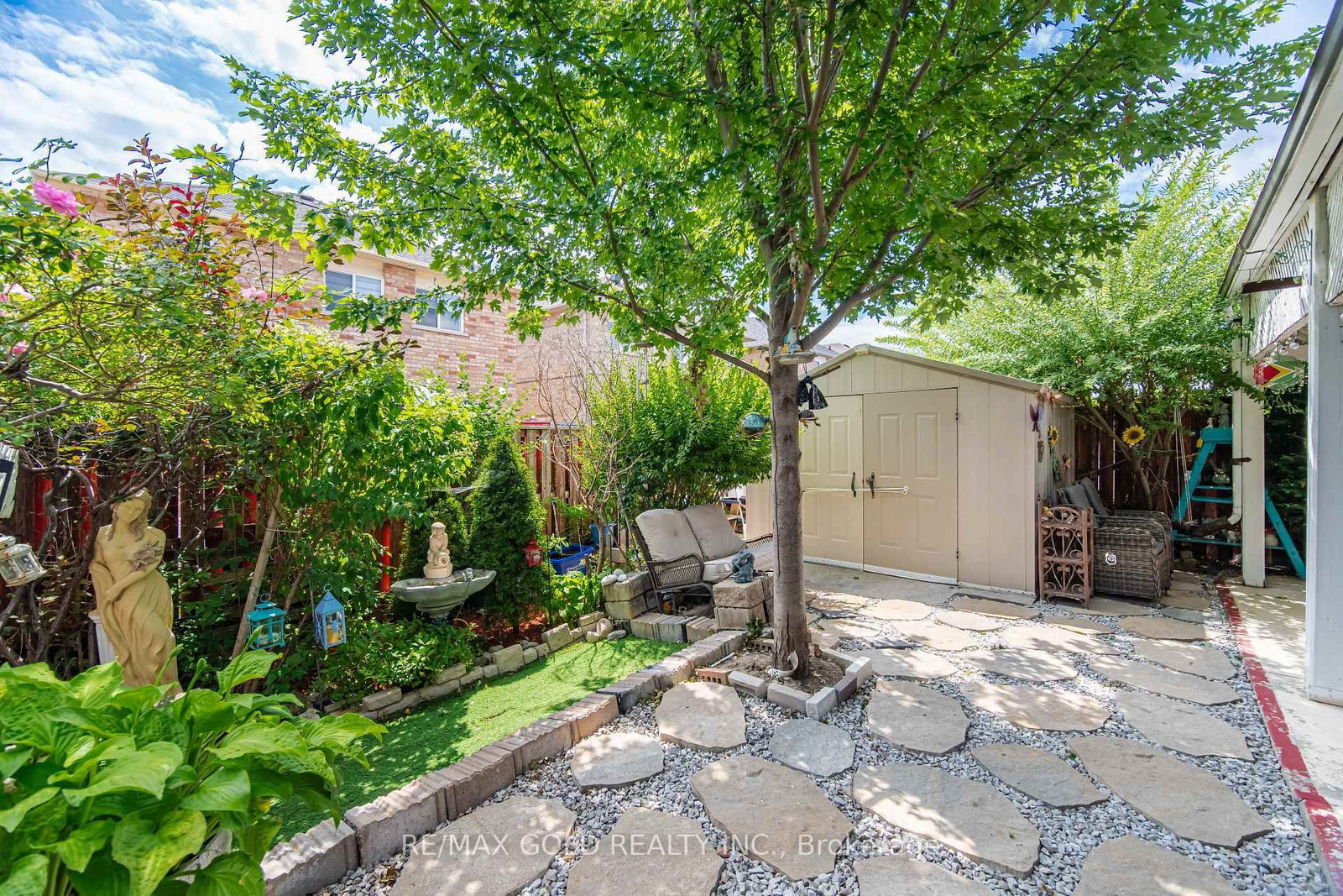 15 Denim Drive • Brampton, ON photo 49
