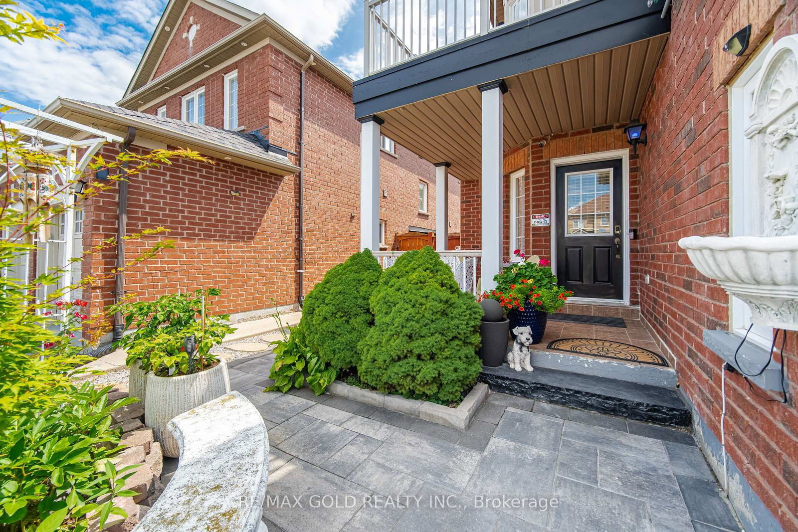 15 Denim Drive • Brampton, ON photo 5