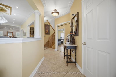 15 Denim Drive • Brampton, ON photo 9