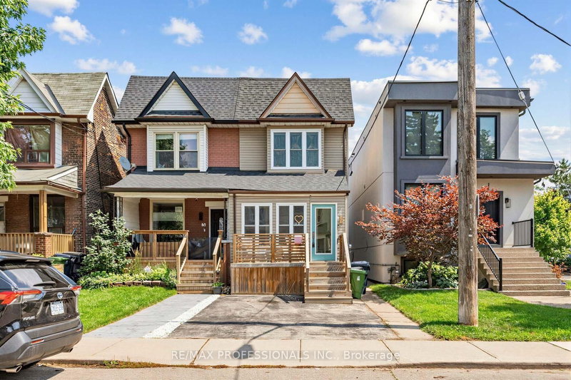 3 Blakley Avenue