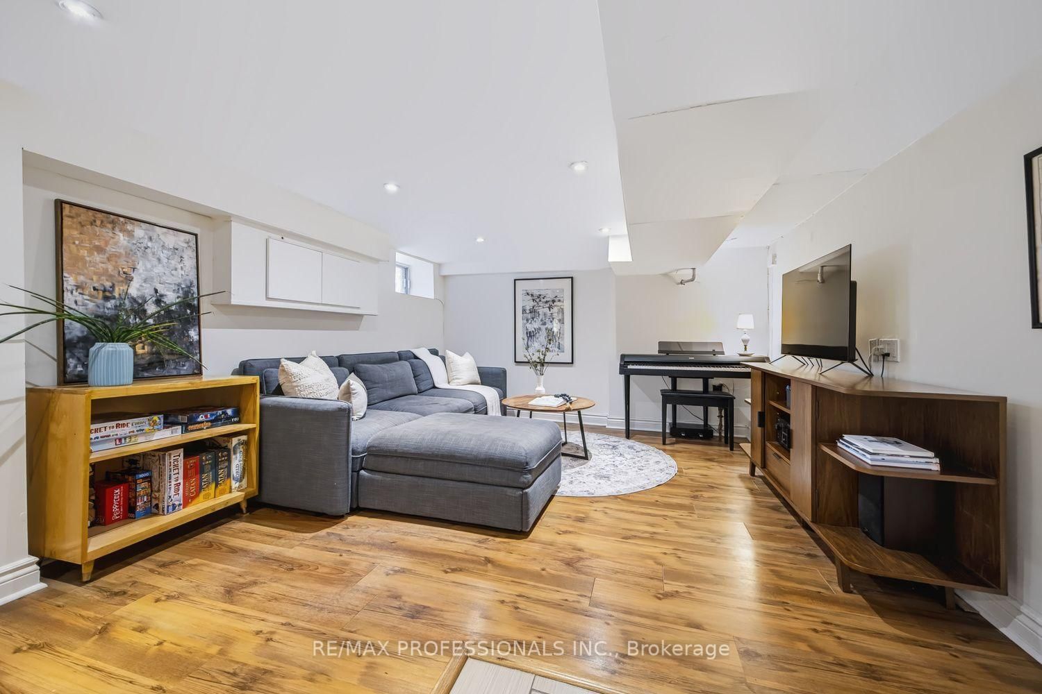 3 Blakley Avenue • Toronto, ON photo 24