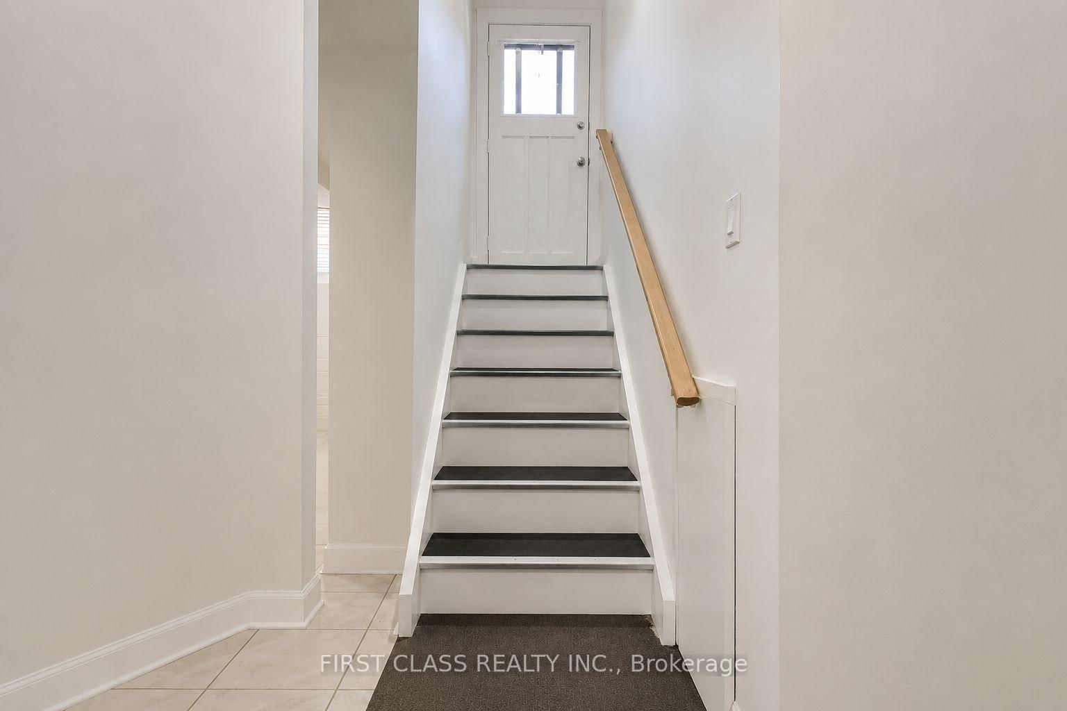 1323 Redbank Crescent • Oakville, ON photo 17