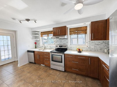 1323 Redbank Crescent • Oakville, ON photo 8