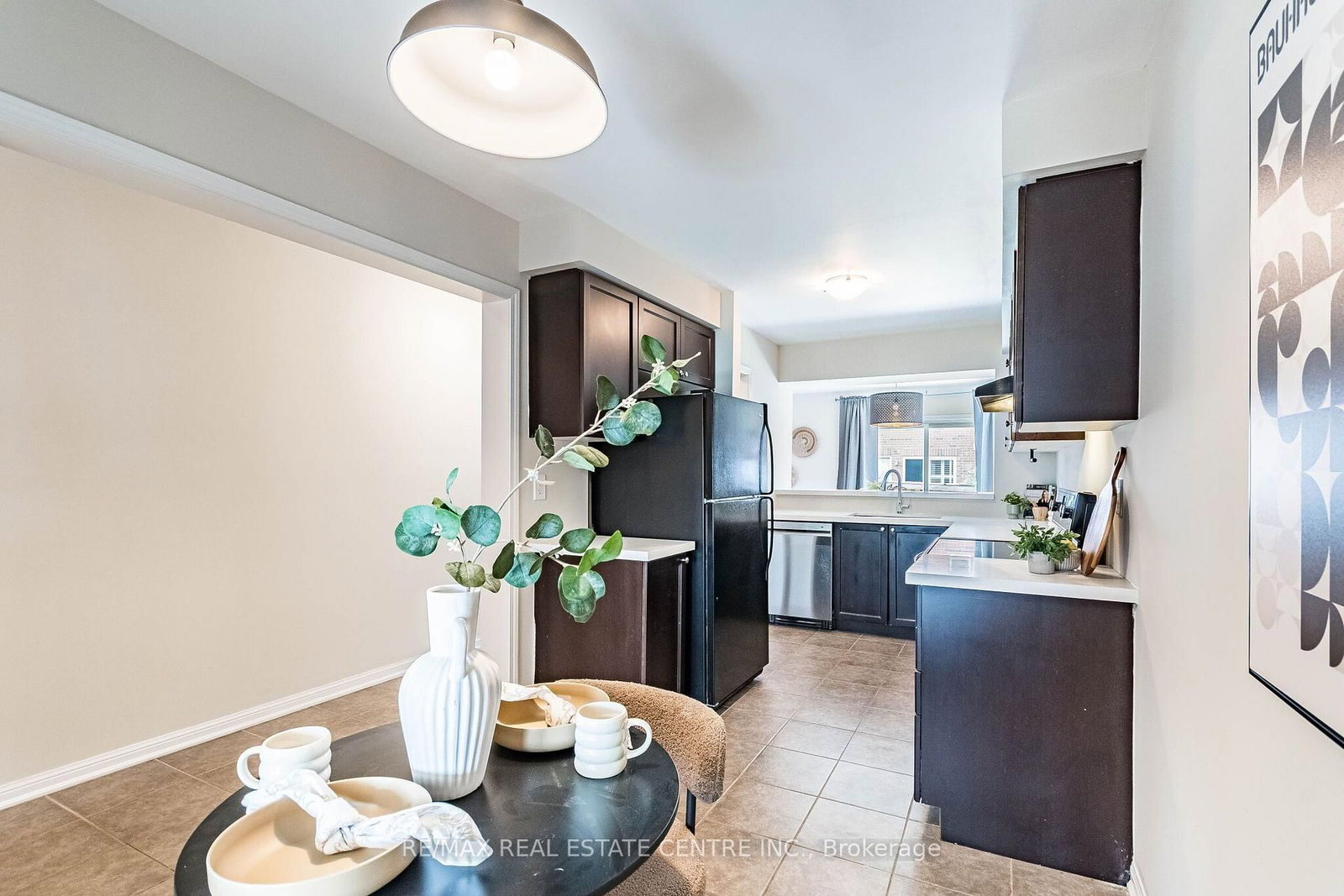 1020 Stemman Place • Milton, ON photo 8