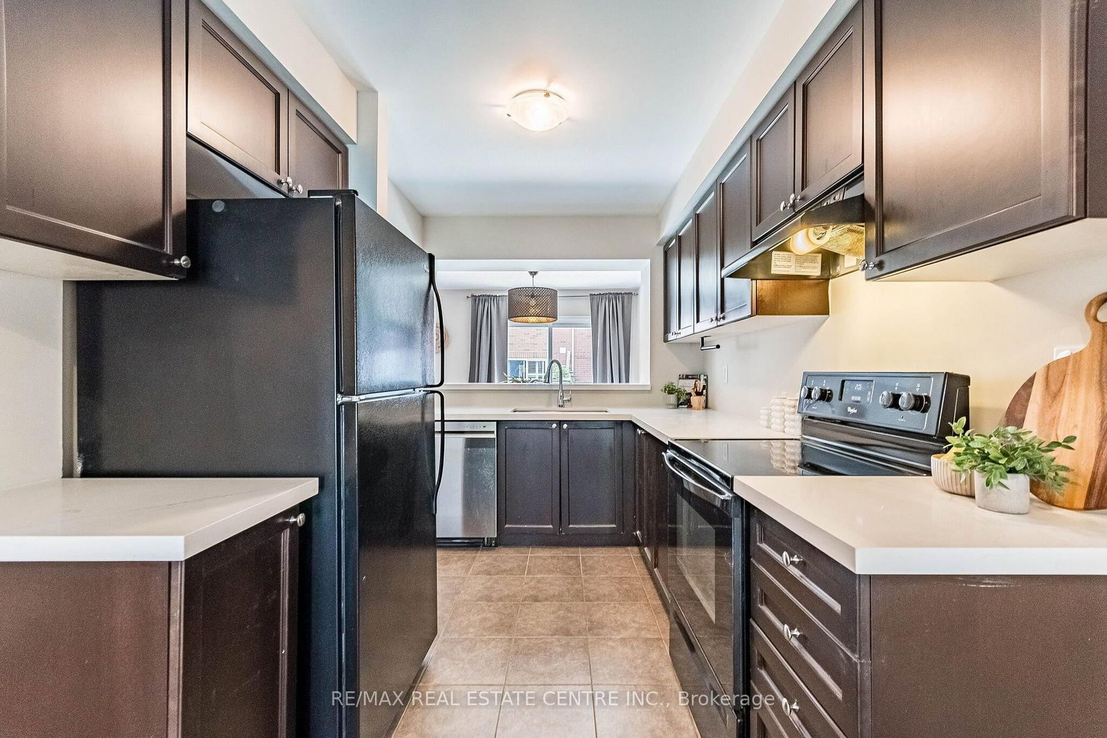 1020 Stemman Place • Milton, ON photo 9
