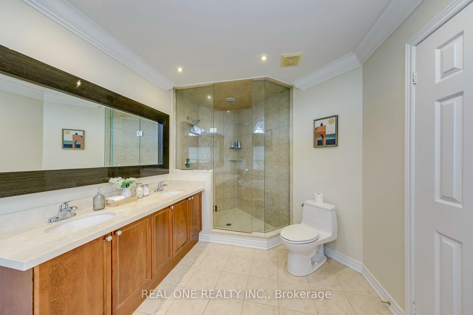 2298 Salcome Drive • Oakville, ON photo 33