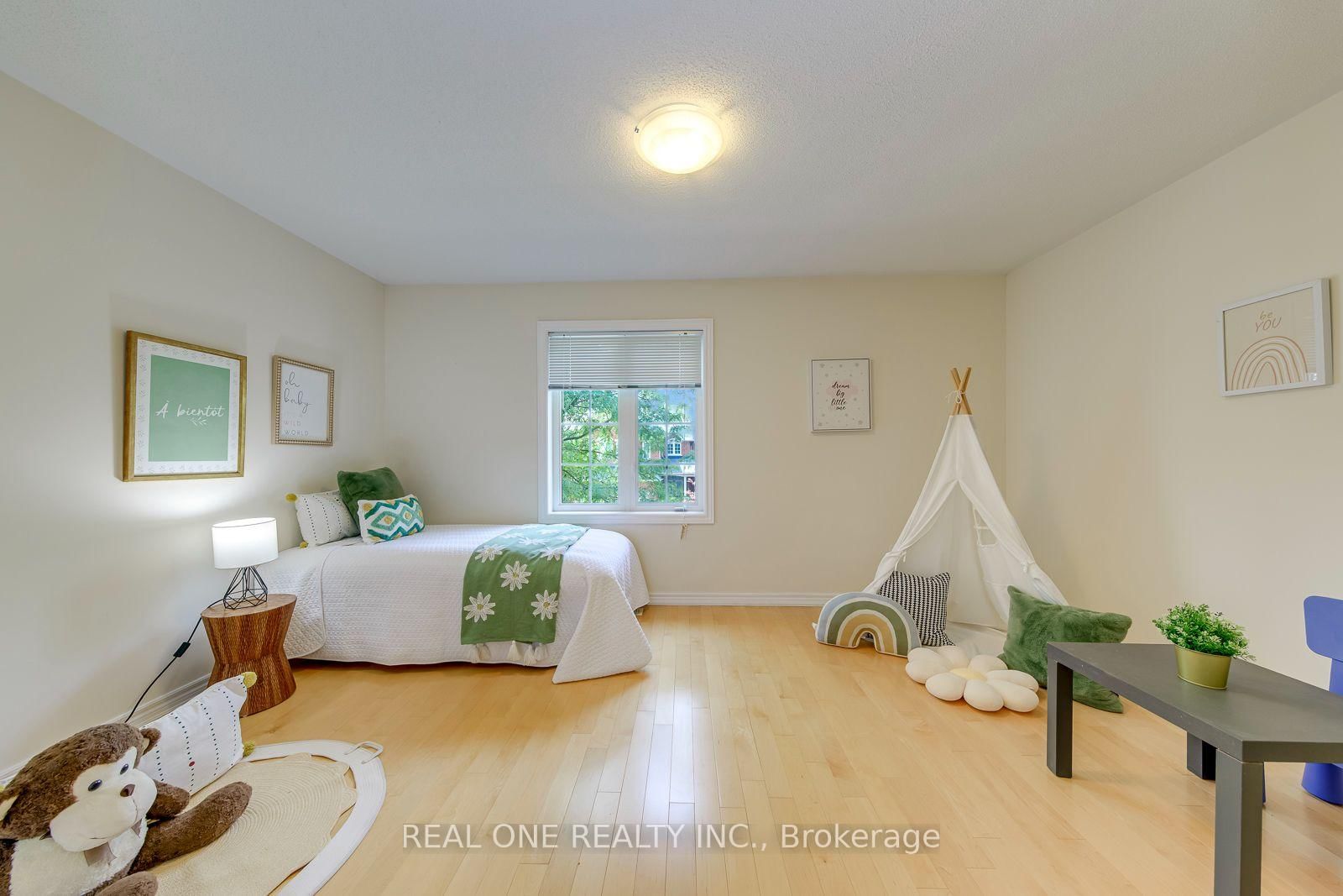 2298 Salcome Drive • Oakville, ON photo 35