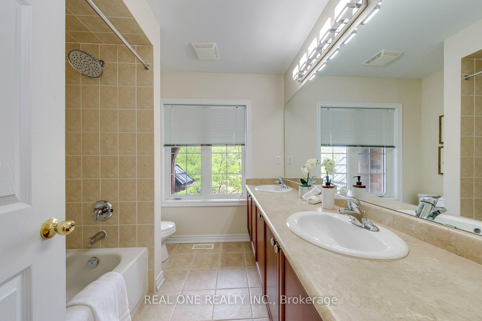 2298 Salcome Drive • Oakville, ON photo 41