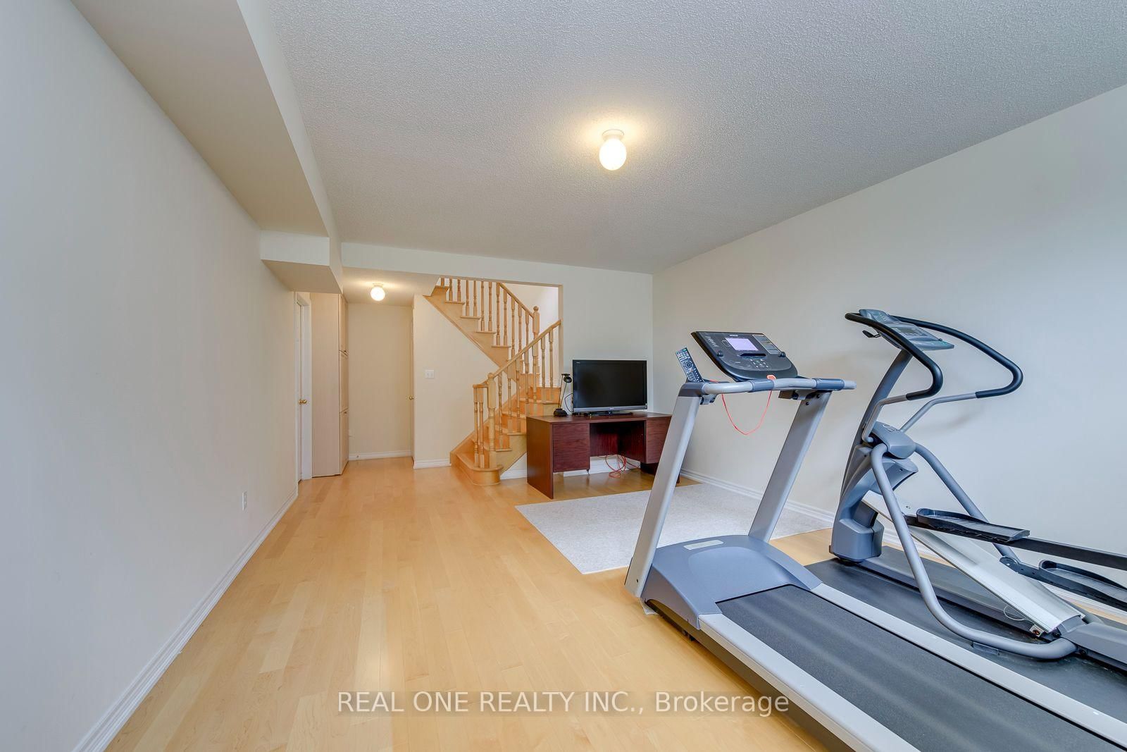 2298 Salcome Drive • Oakville, ON photo 43