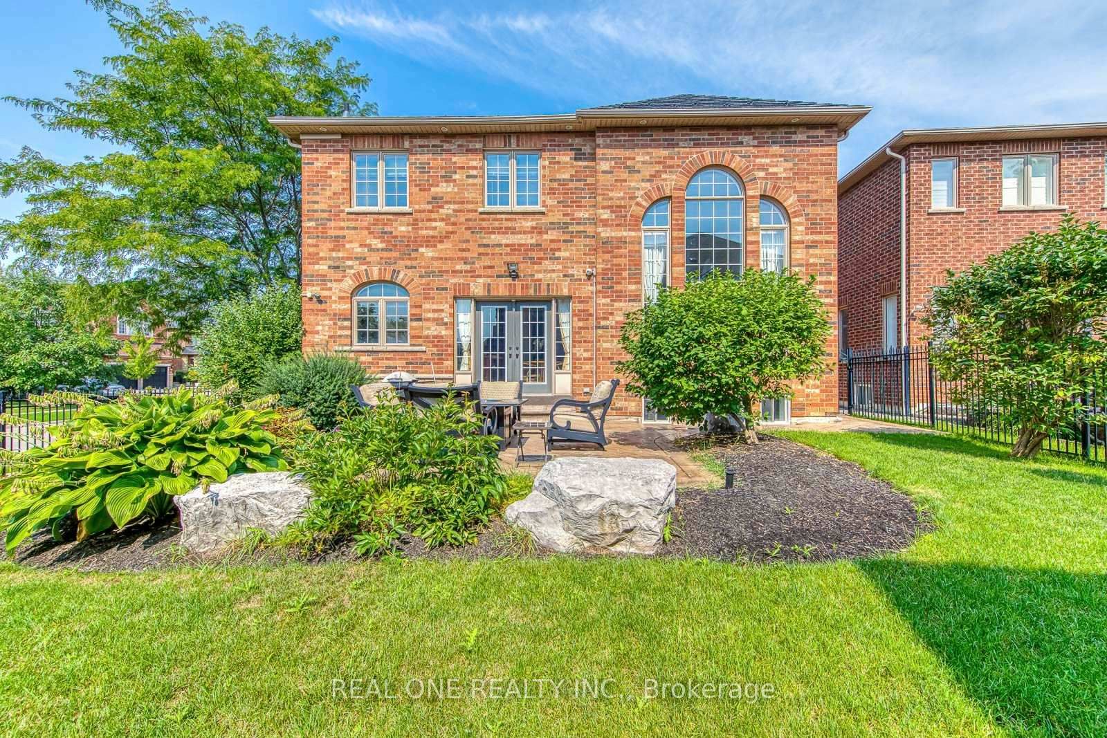 2298 Salcome Drive • Oakville, ON photo 46