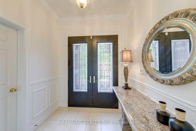 2298 Salcome Drive • Oakville, ON photo 6