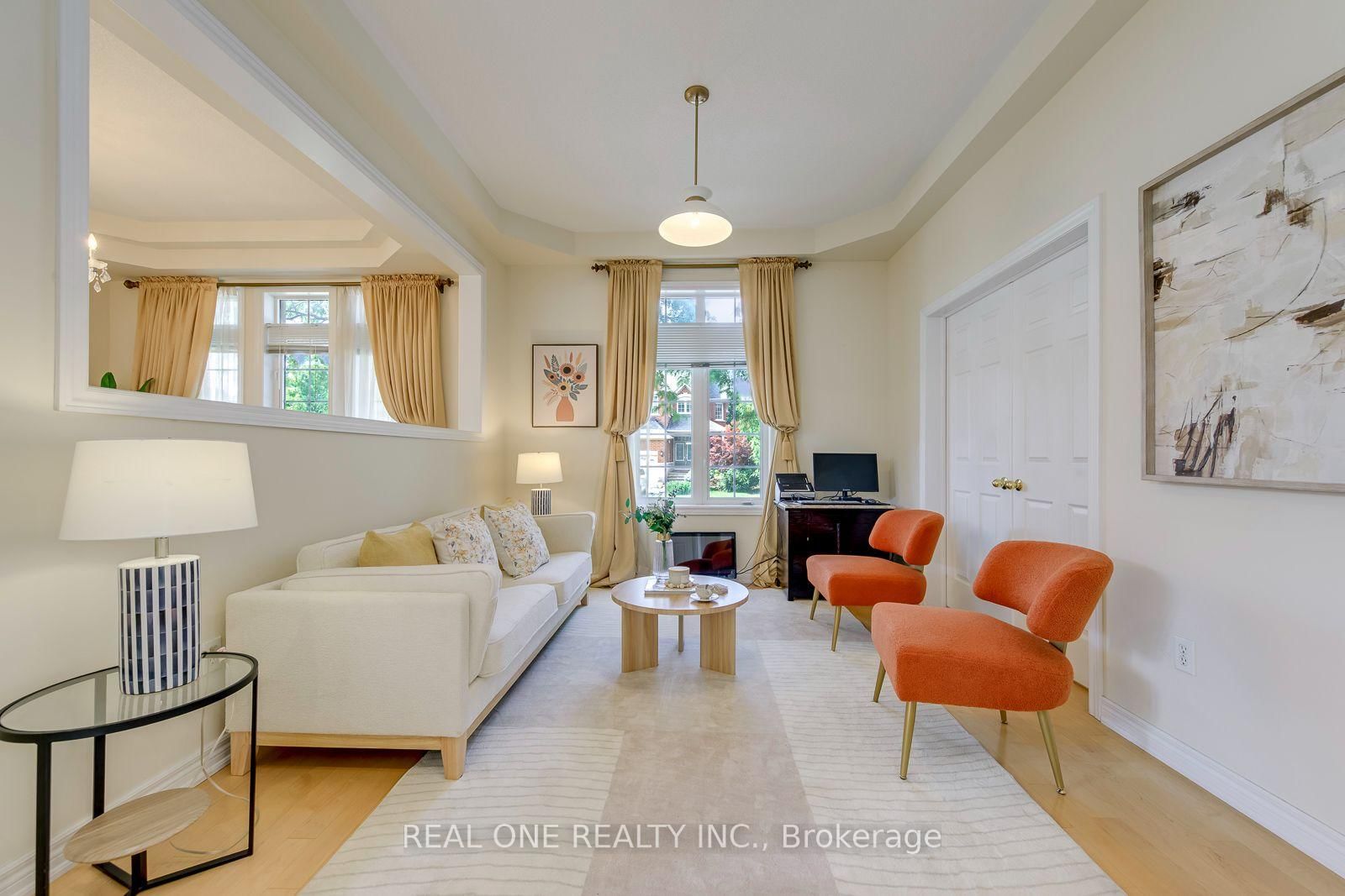 2298 Salcome Drive • Oakville, ON photo 8