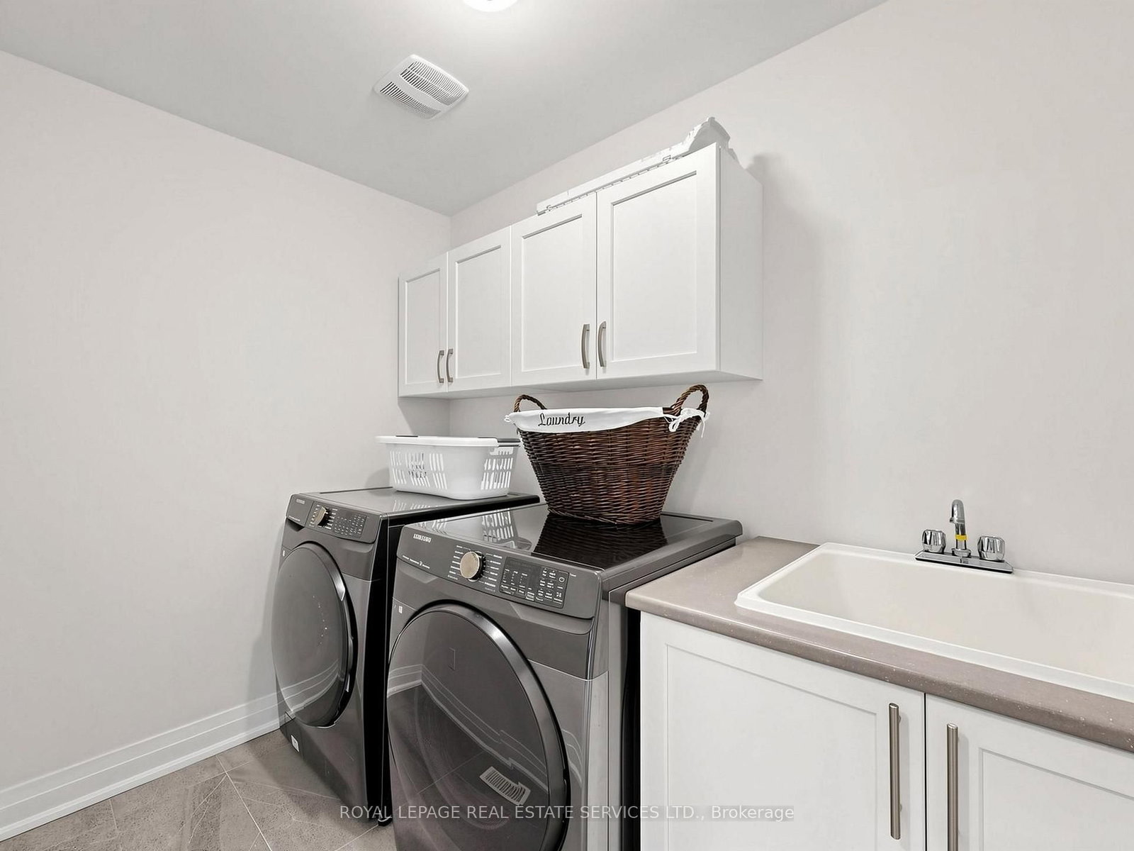 19 Summerbeam Way • Brampton, ON photo 36