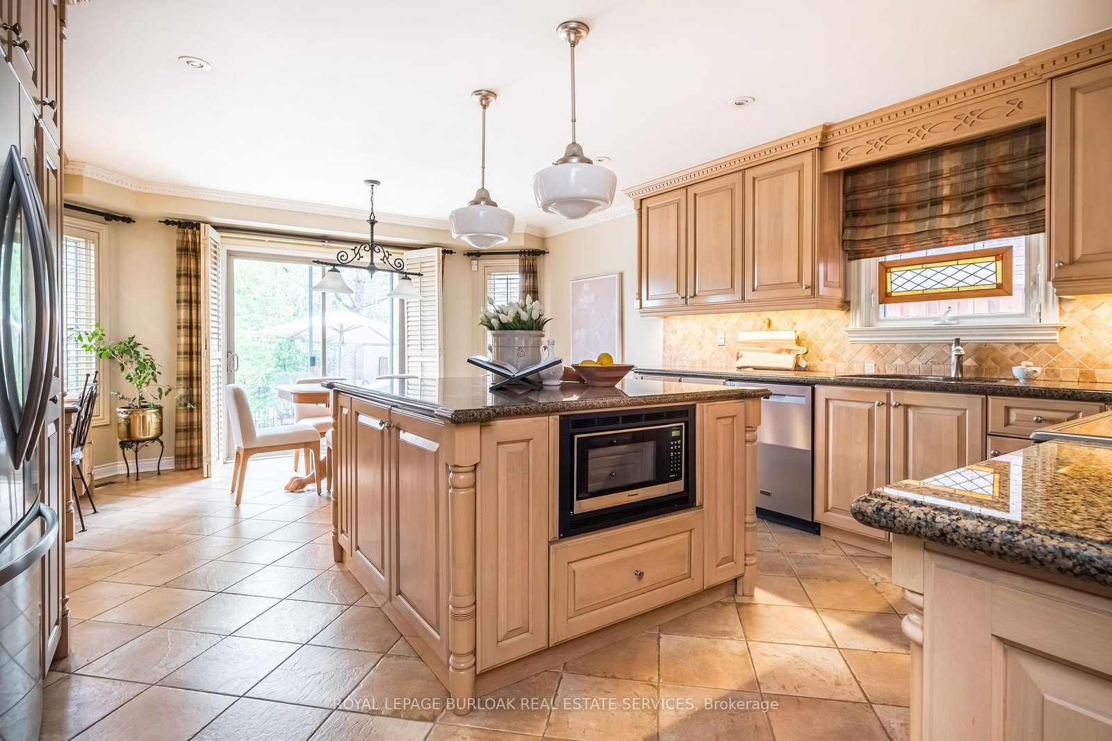 1729 Riverbend Court • Mississauga, ON photo 10