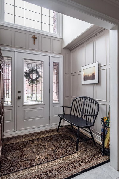 1729 Riverbend Court • Mississauga, ON photo 4