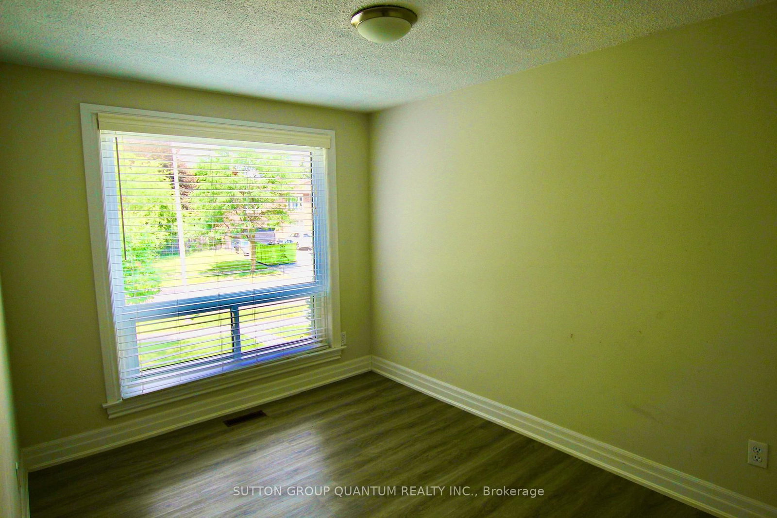 318 LAURIER Avenue • #58 • Milton, ON photo 22