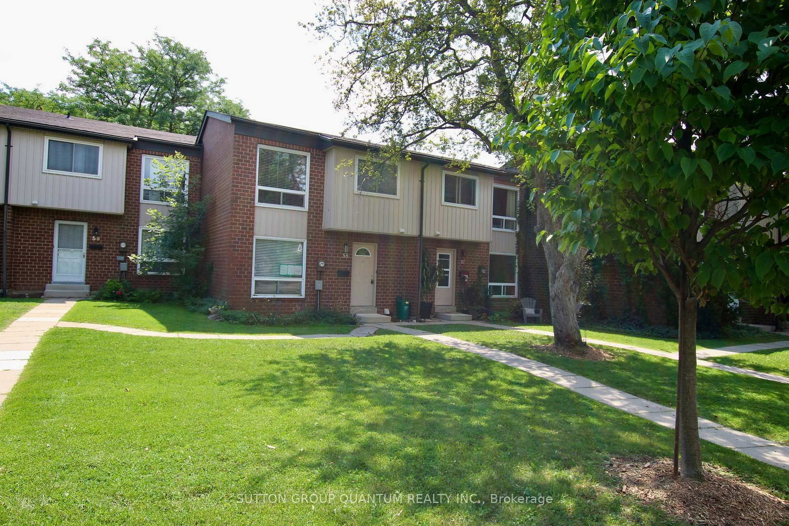 318 LAURIER Avenue • #58 • Milton, ON photo 6