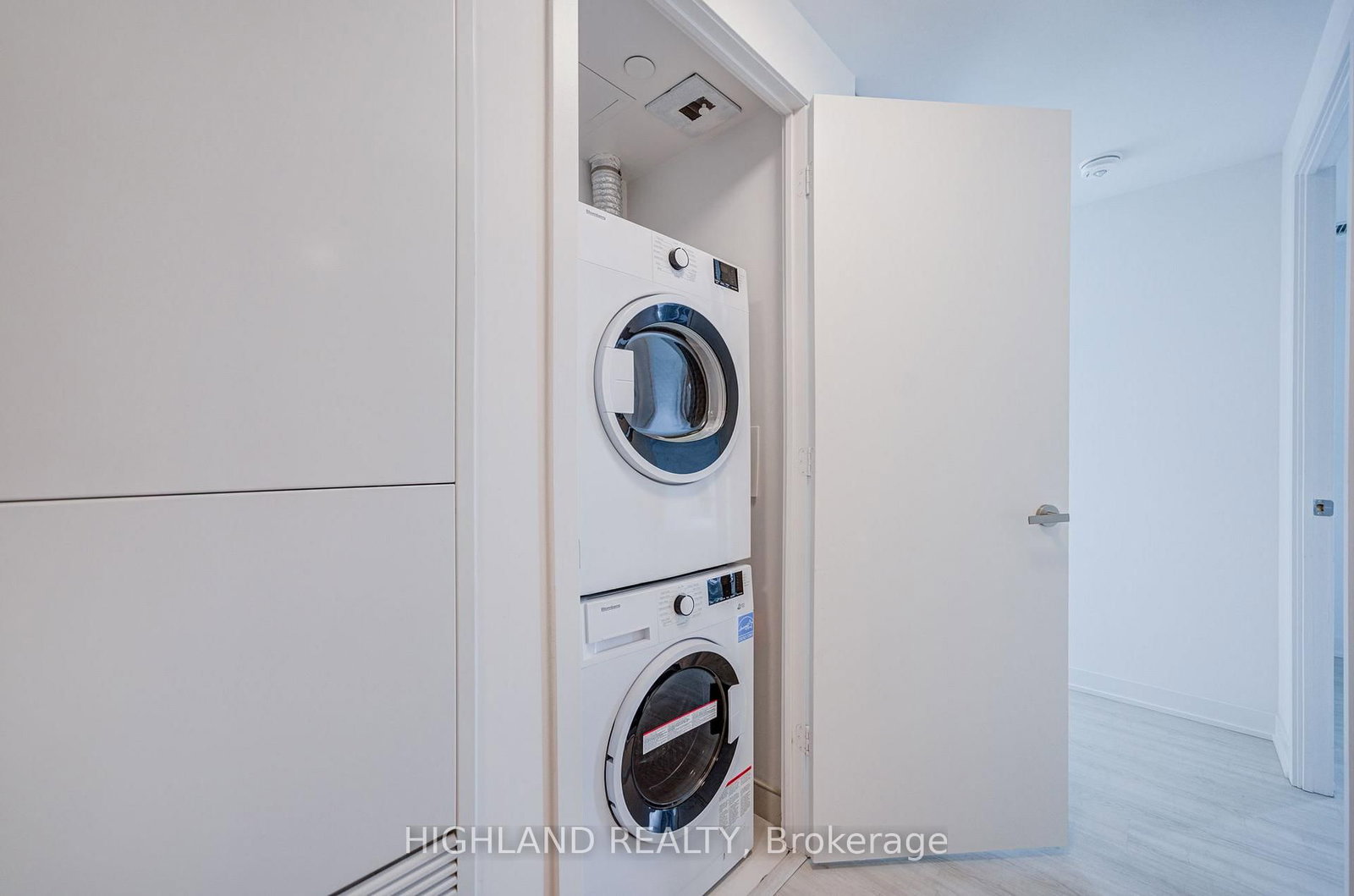 3883 Quartz Road • #2403 • Mississauga, ON photo 15