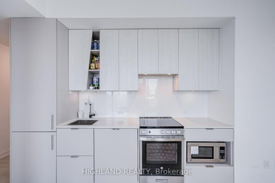 3883 Quartz Road • #2403 • Mississauga, ON photo 9