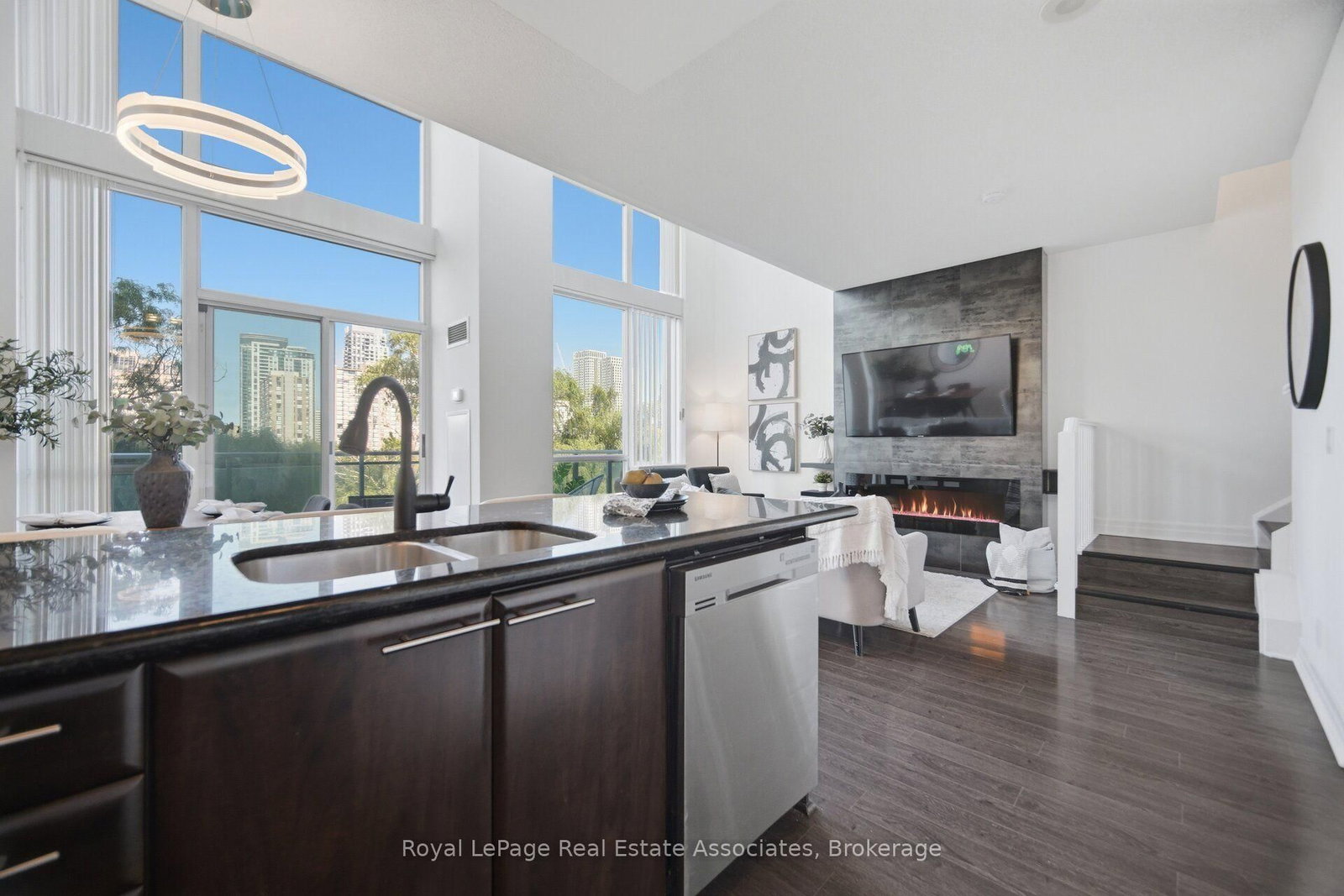 220 Burnhamthorpe Road W • #305 • Mississauga, ON photo 14