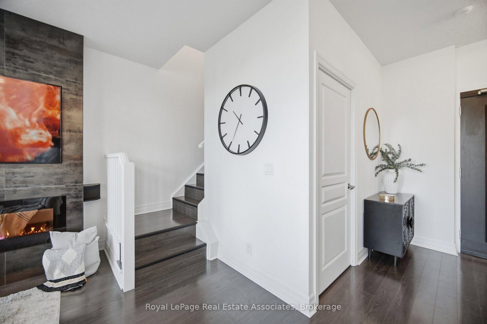 220 Burnhamthorpe Road W • #305 • Mississauga, ON photo 21