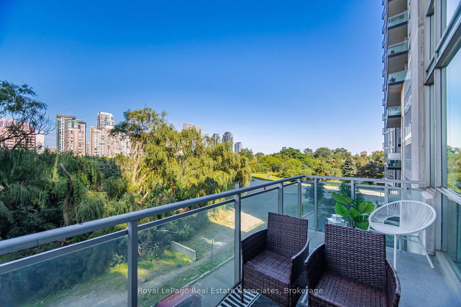220 Burnhamthorpe Road W • #305 • Mississauga, ON photo 32